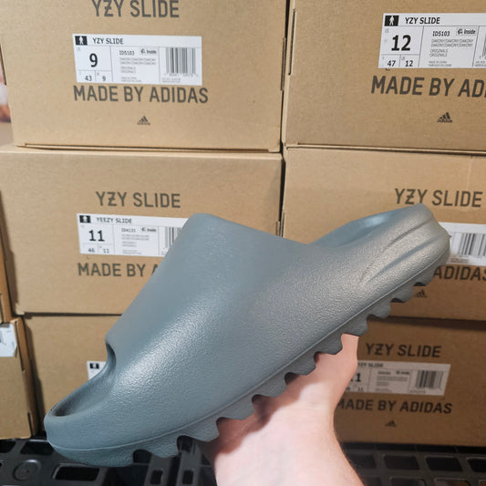 Yeezy slide - Slate Marine